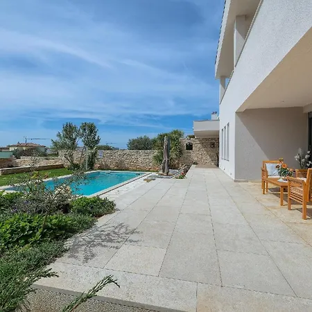 Mit Privatpool Fuer 8 Personen Ca 239 Qm In Vodnjan, Istrien Istrische Riviera * Vodnjan